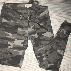 🌟BUY ONE GET ONE FREE 🌟 Jolt Camouflage Joggers